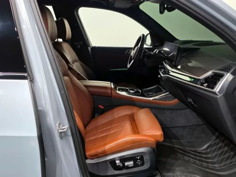 2024 BMW X7 с пробегом 18 920 км