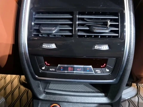 2024 BMW X7 с пробегом 18 920 км