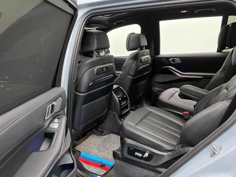 2024 BMW X7 с пробегом 9 737 км