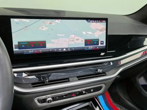 2024 BMW X7 с пробегом 9 737 км