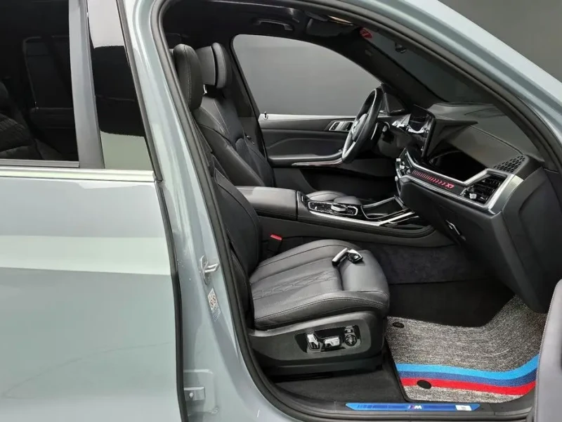 2024 BMW X7 с пробегом 9 737 км