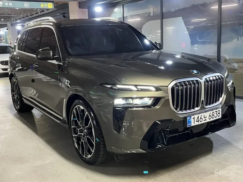 BMW X7