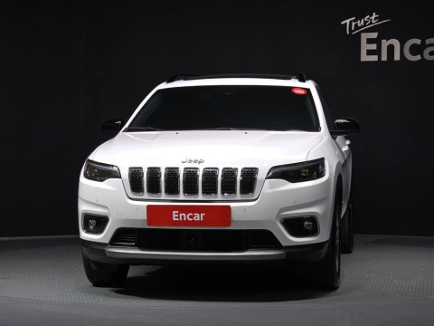 2022 Jeep Cherokee с пробегом 102 399 км