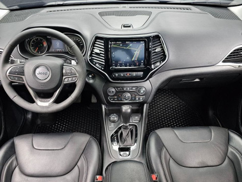 2022 Jeep Cherokee с пробегом 36 059 км