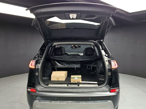 2022 Jeep Cherokee с пробегом 36 059 км