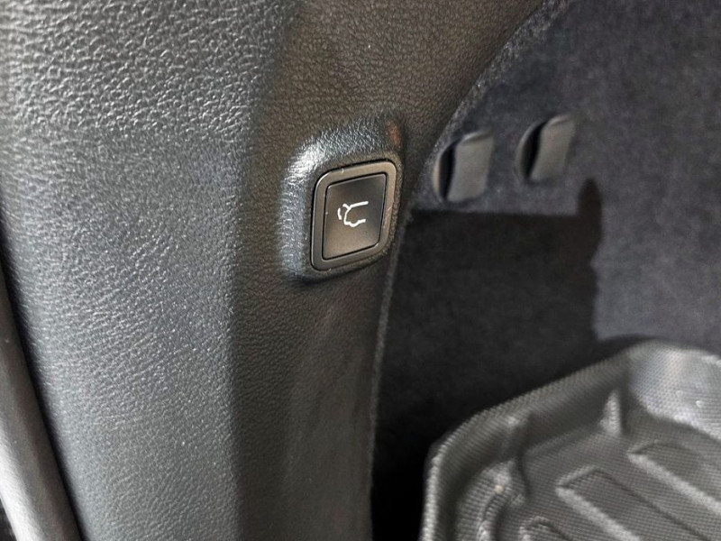 2022 Jeep Cherokee с пробегом 36 059 км