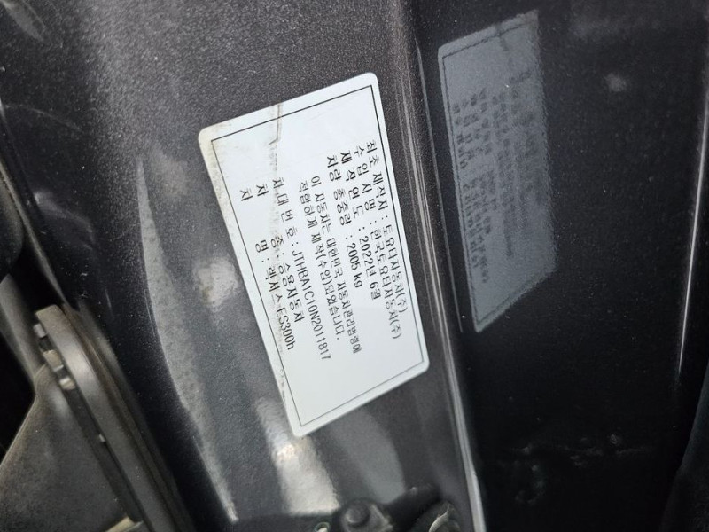 2022 Lexus ES с пробегом 22 696 км