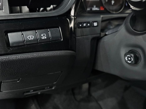 2022 Lexus ES с пробегом 22 696 км