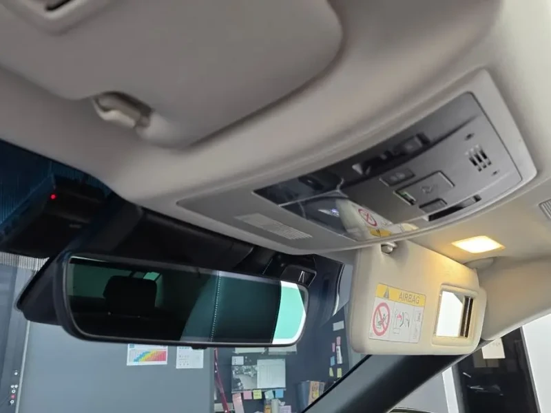 2023 Lexus ES с пробегом 50 154 км