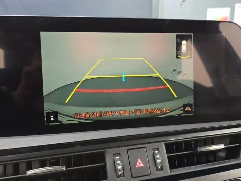 2023 Lexus ES с пробегом 50 154 км