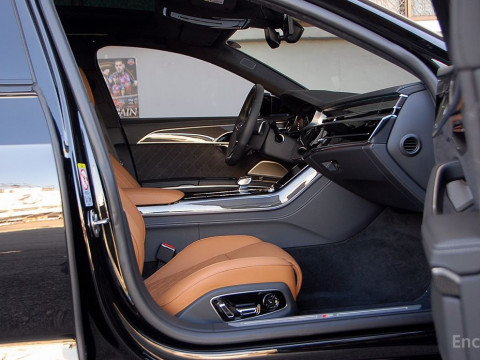 2023 Audi S8 с пробегом 29 545 км