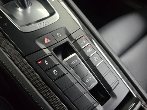 2023 Porsche 718 Spyder с пробегом 11 969 км