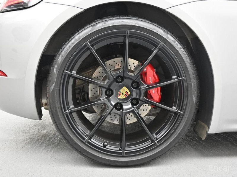 2023 Porsche 718 Spyder с пробегом 34 584 км