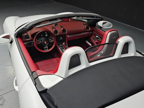 2023 Porsche 718 Spyder с пробегом 10 152 км