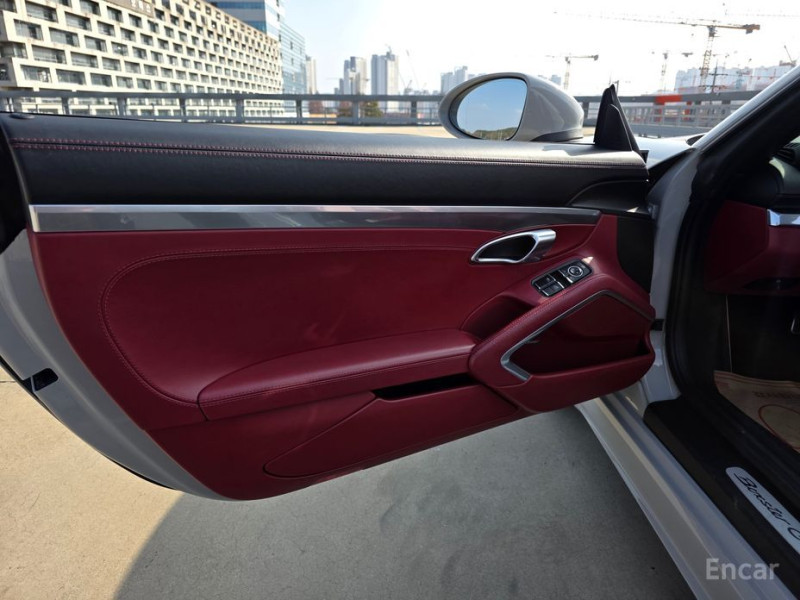 2022 Porsche 718 Spyder с пробегом 60 201 км